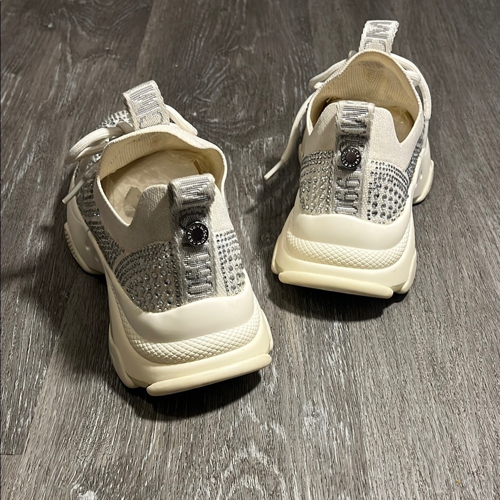 ❌SOLD❌Steve Madden Cream Sneakers - Picture 8 of 13